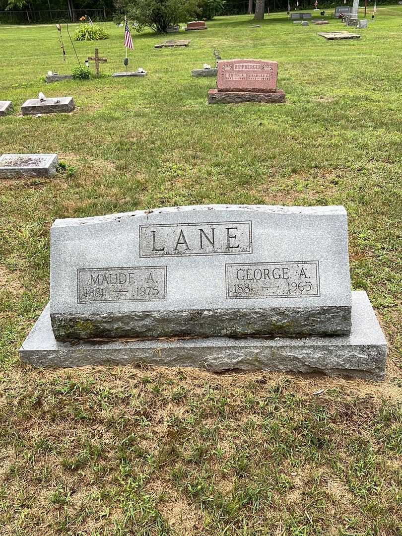 Maude A. Lane's grave. Photo 3