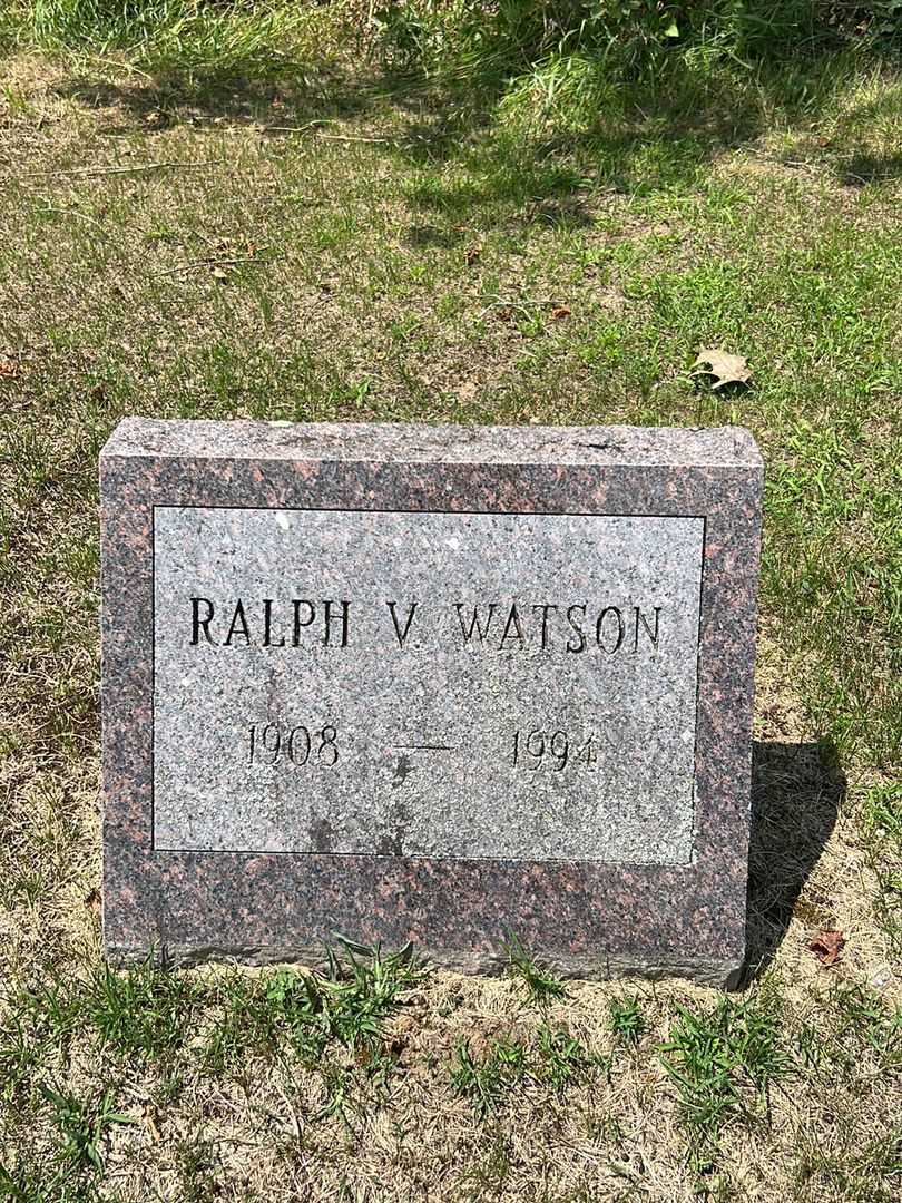 Ralph V. Watson's grave. Photo 1