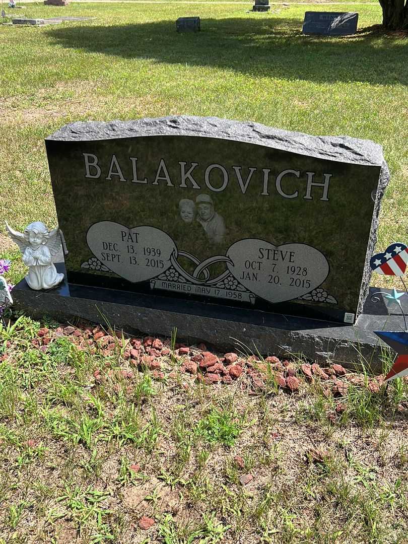 Steve Balakovich's grave. Photo 1