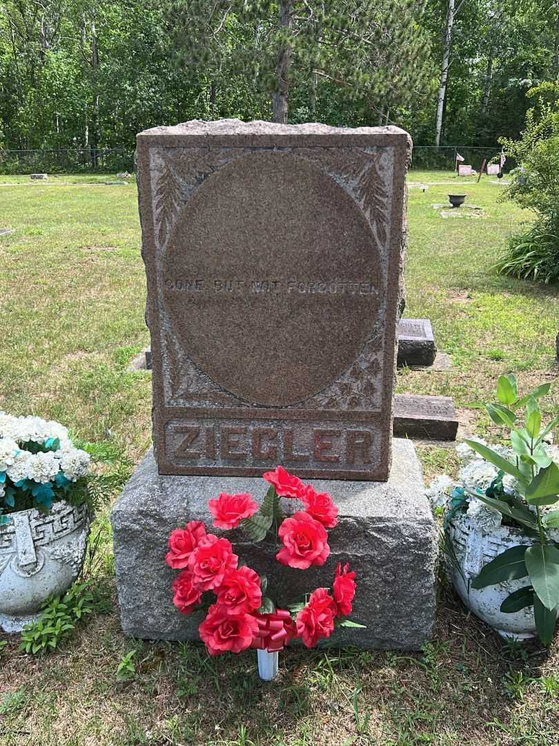 Loretta Ziegler's grave. Photo 1