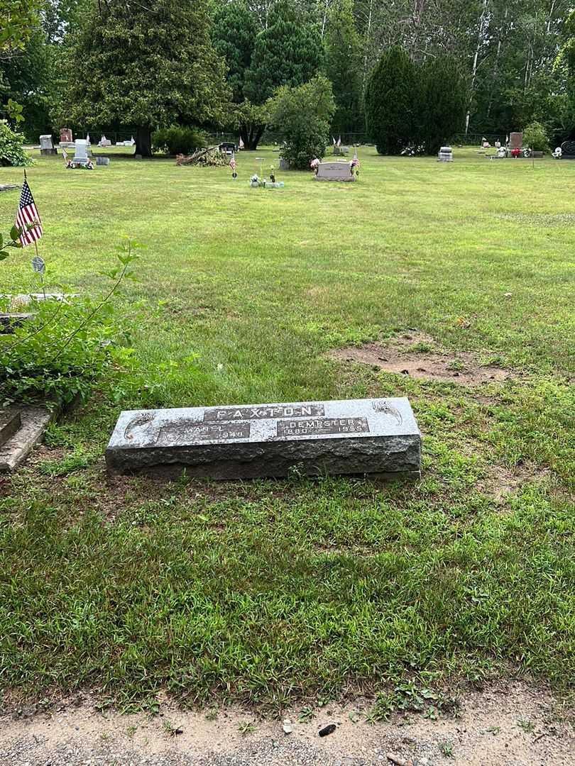 Dempster Paxton's grave. Photo 2