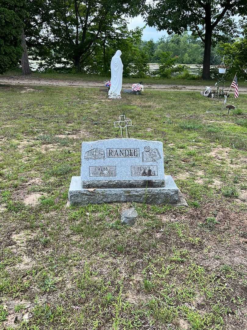 Eunice Randle's grave. Photo 2