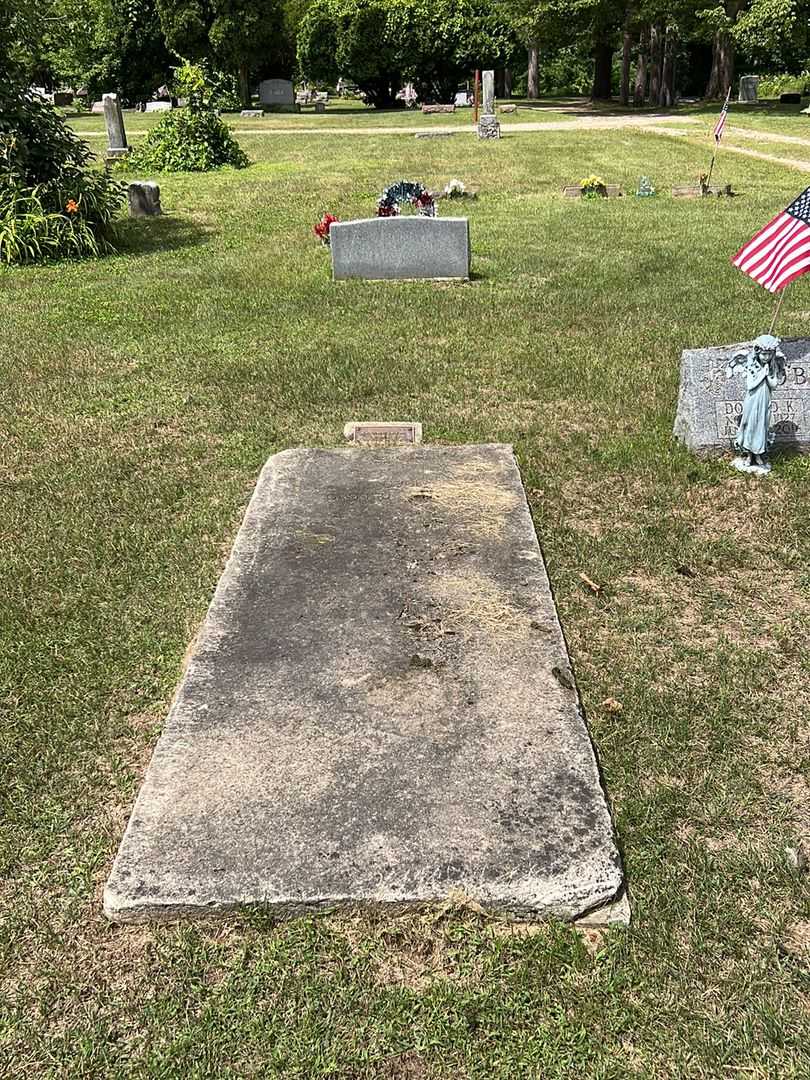 Katherine DeLong's grave. Photo 2