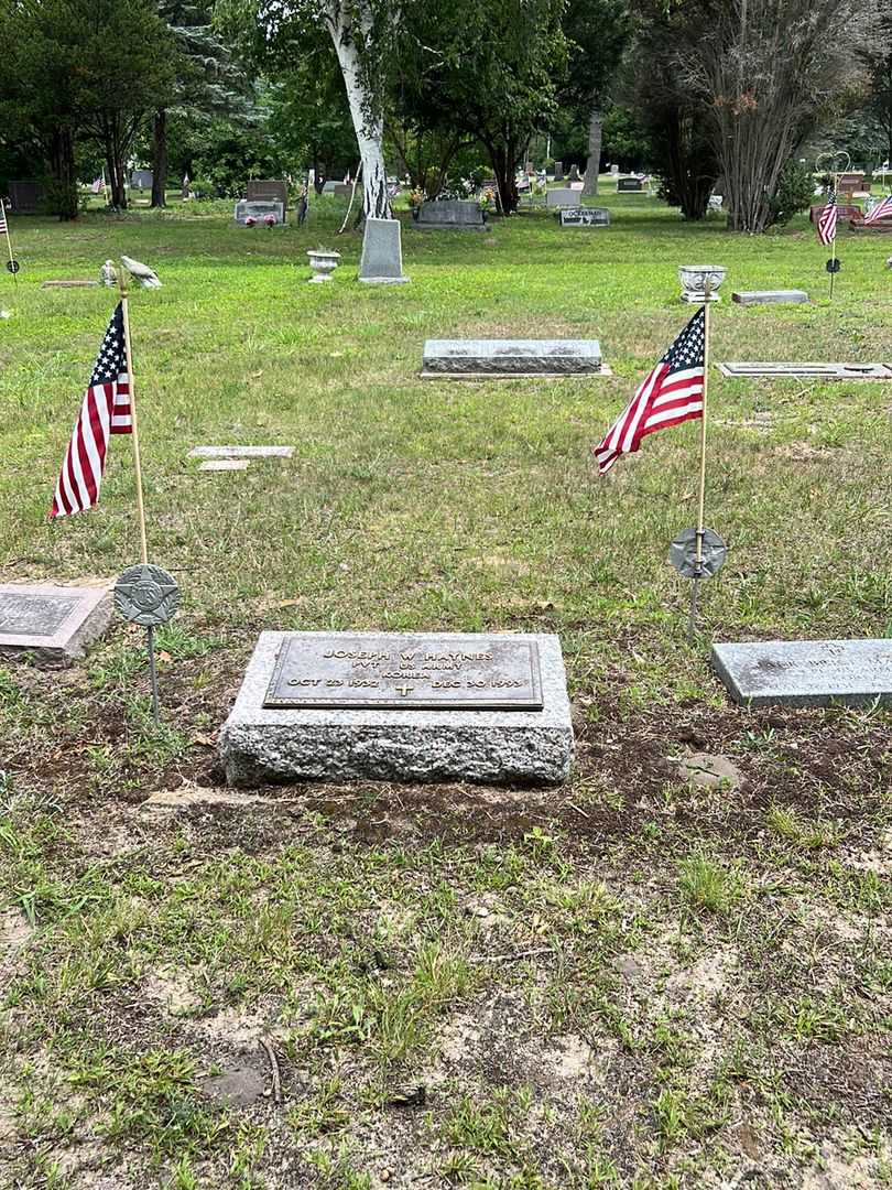 Joseph W. Haynes's grave. Photo 2