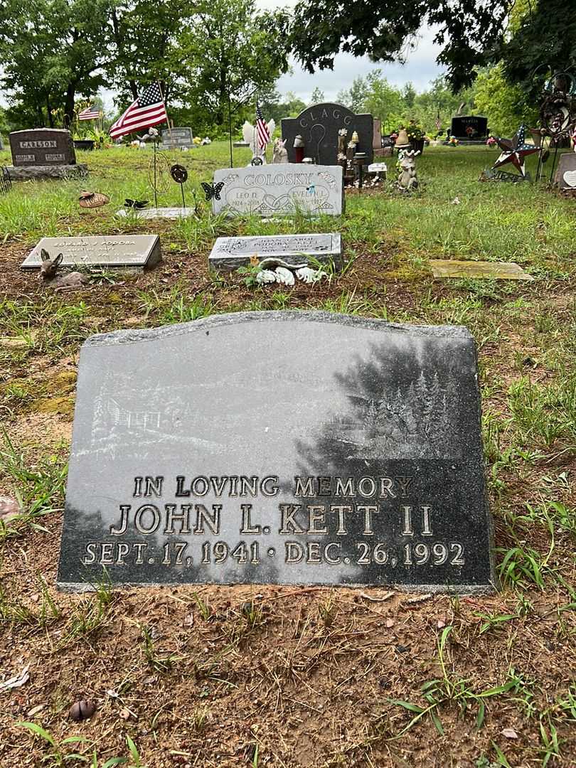 John L. Kett Second's grave. Photo 1