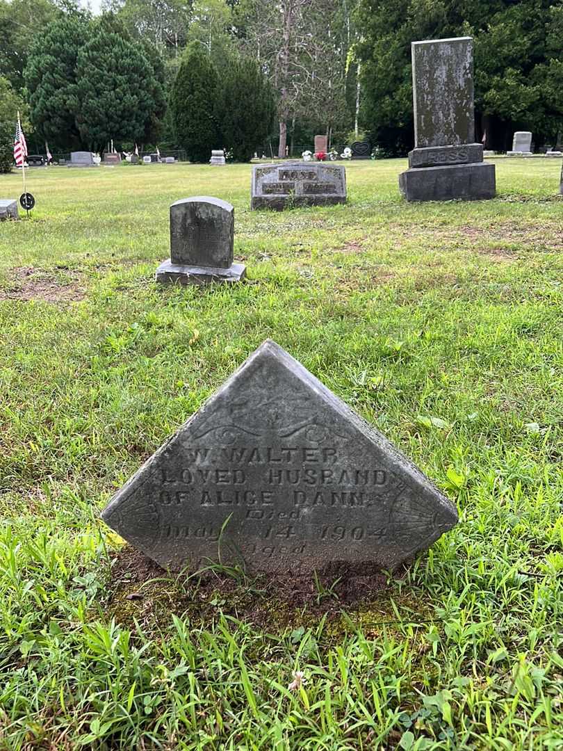 W. Walter Dann's grave. Photo 3