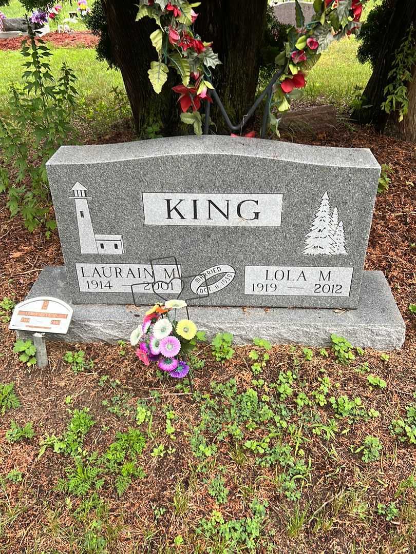Laurain M. King's grave. Photo 1