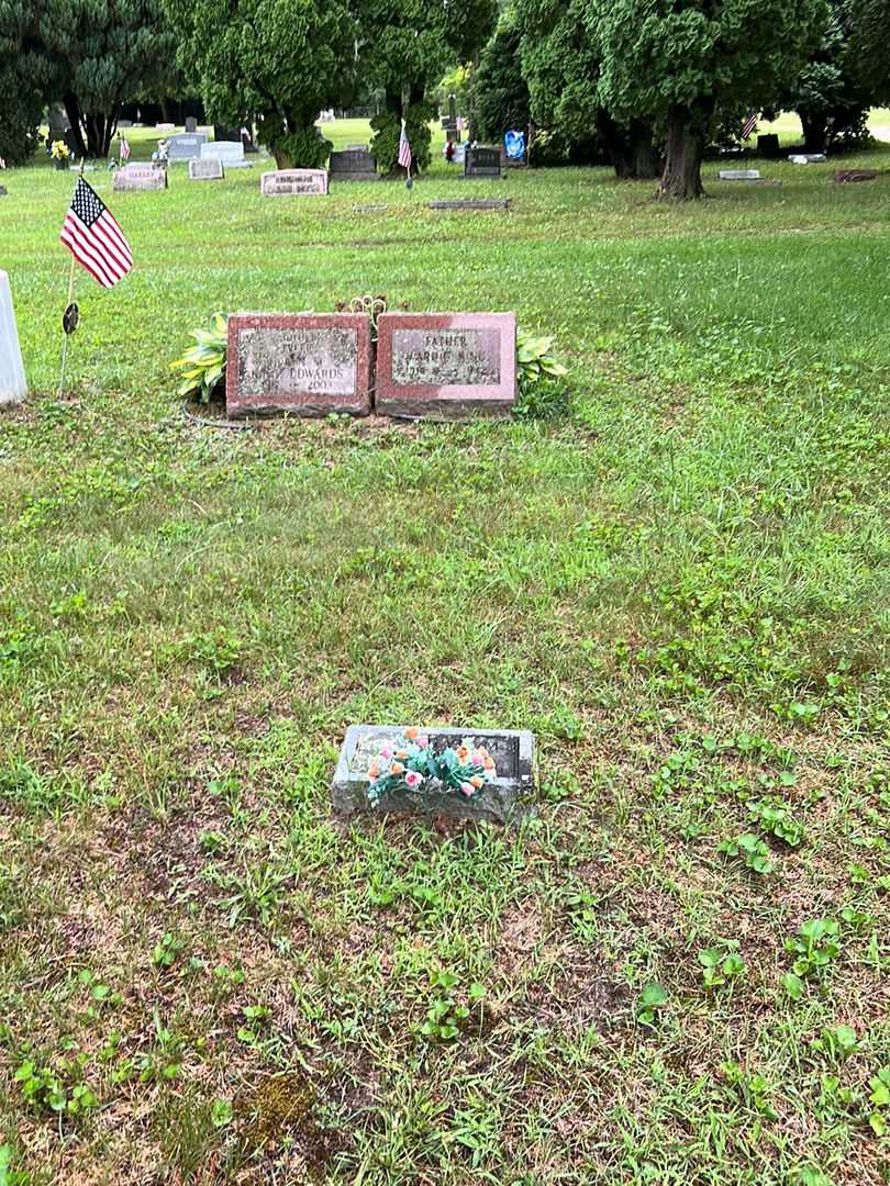 Cathlyn M. King's grave. Photo 2