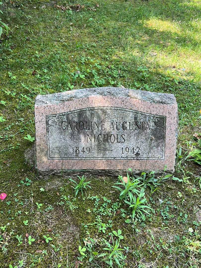 Caroline Augusta Nichols's grave. Photo 1