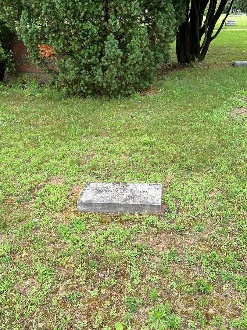 John A. Patteen's grave. Photo 3