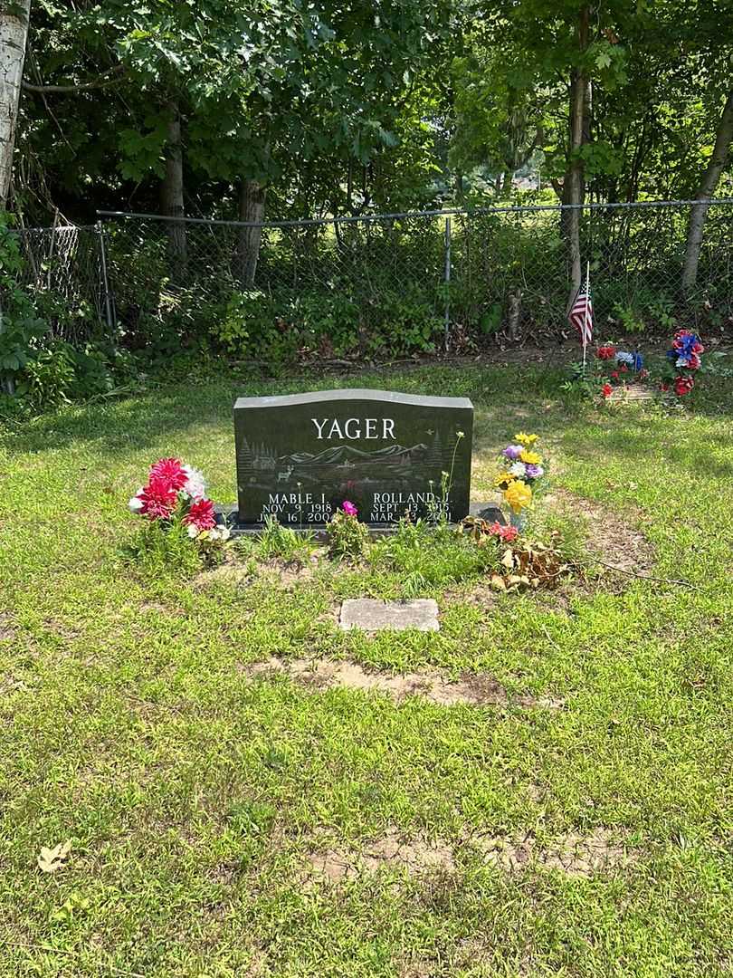 Mable I. Yager's grave. Photo 2