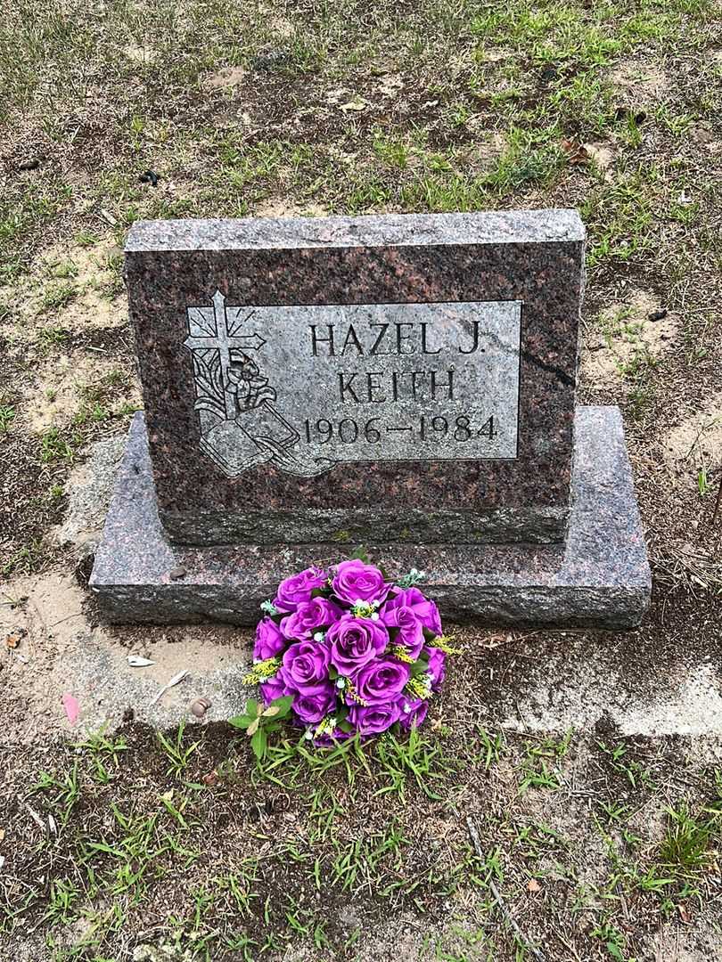 Hazel J. Keith's grave. Photo 1