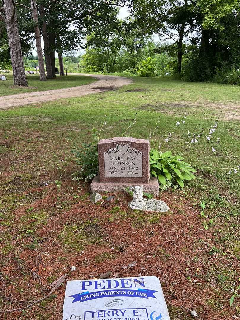 Mary Kay Johnson's grave. Photo 2