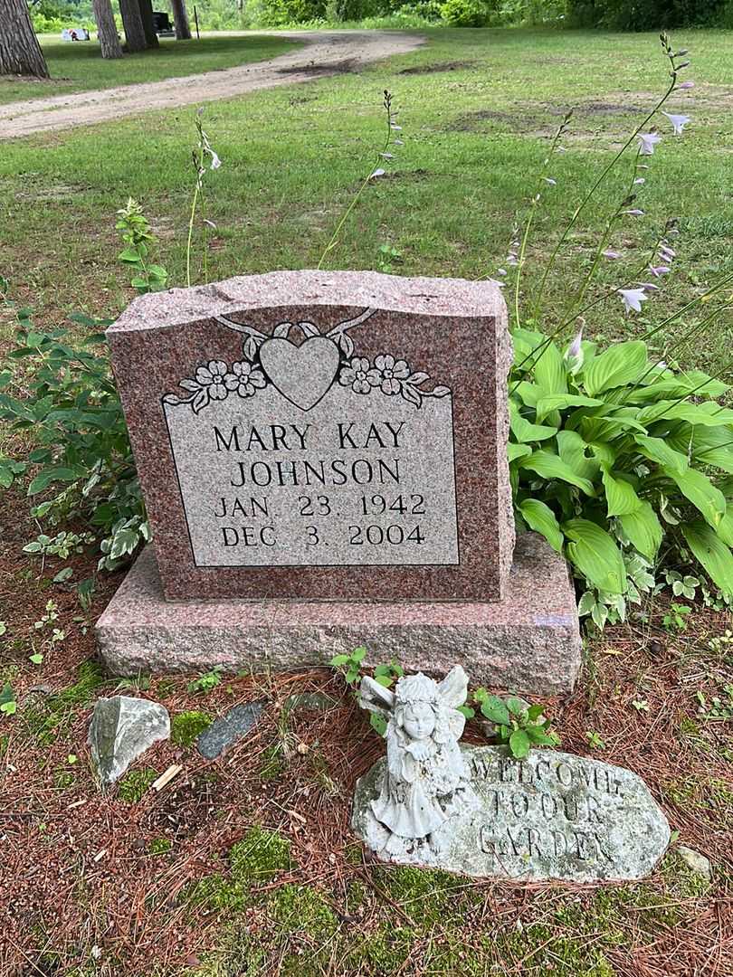 Mary Kay Johnson's grave. Photo 1