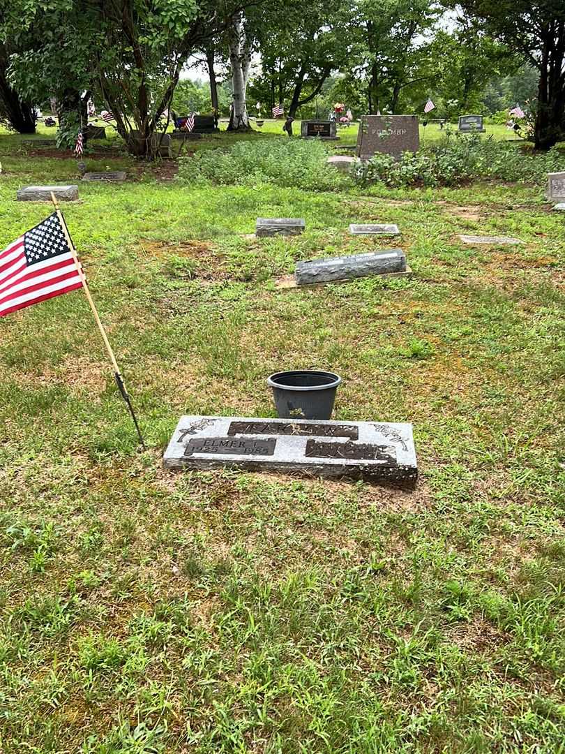 Elmer L. Farrow's grave. Photo 2