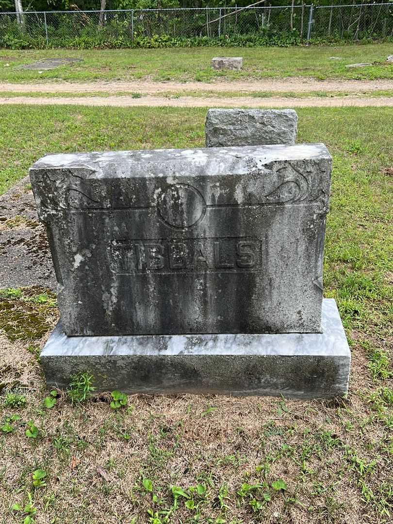 Mary S. Tibbals's grave. Photo 1