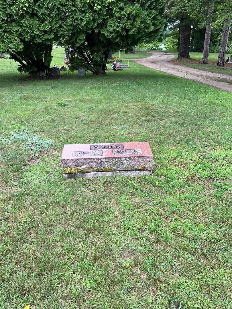 Mary E. York's grave. Photo 2