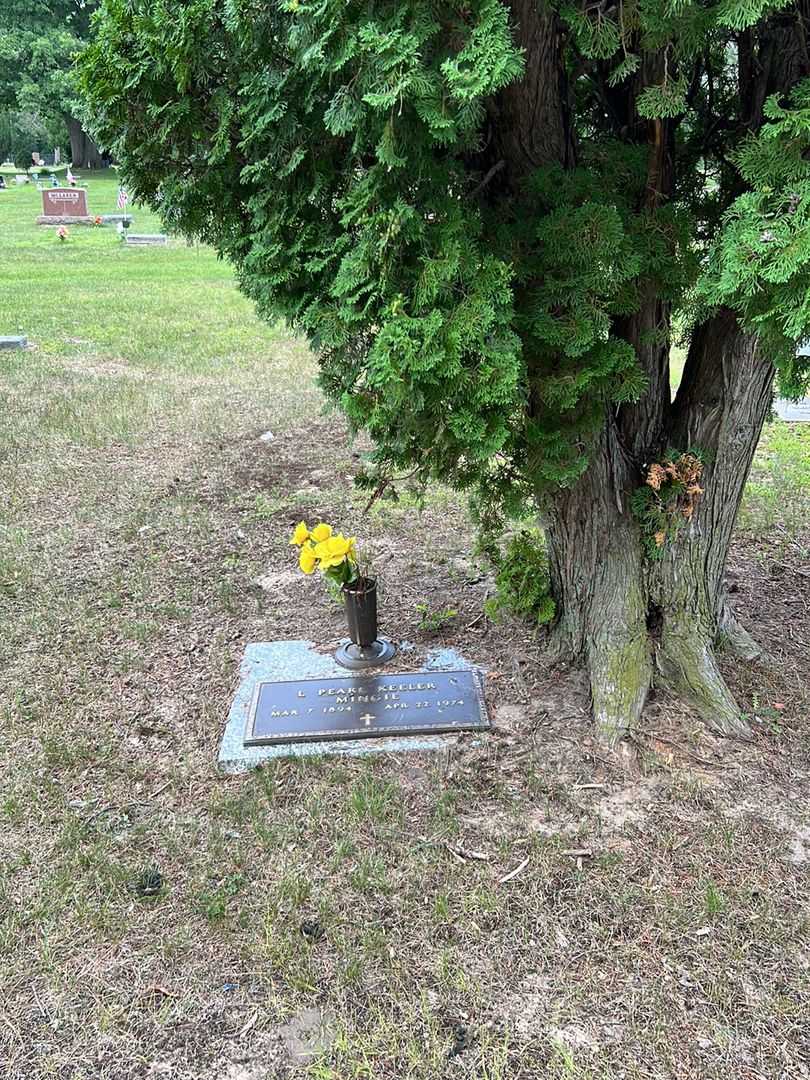 L. Pearl Keeler Mingie's grave. Photo 2
