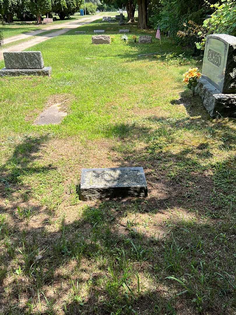 Mary Ann Calhoun's grave. Photo 2