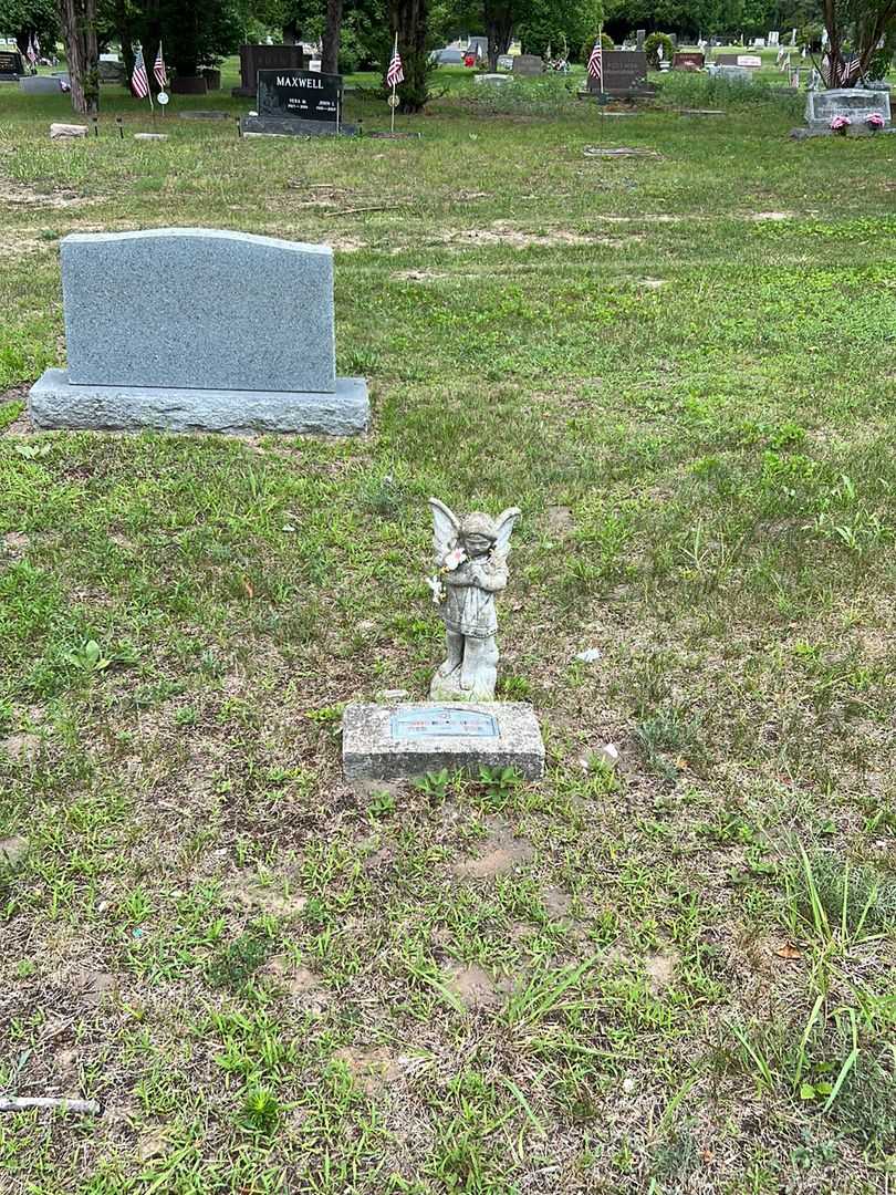 Sharee Jean Dassay's grave. Photo 2