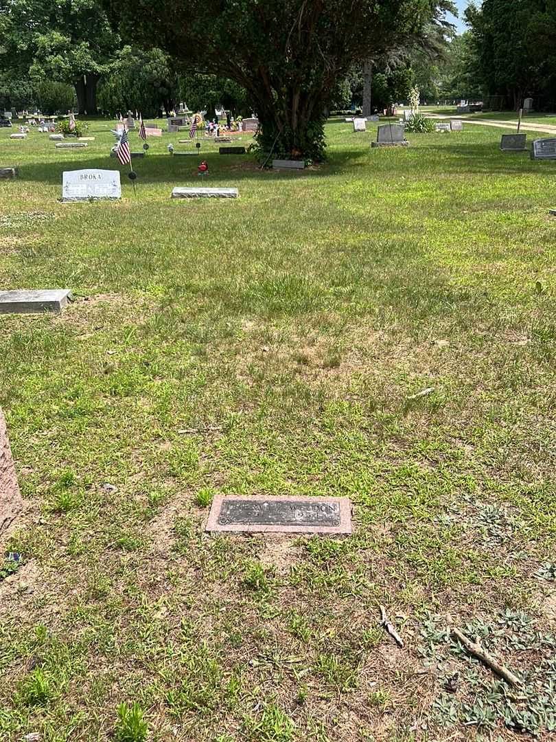 Cheryl L. Weldon's grave. Photo 2