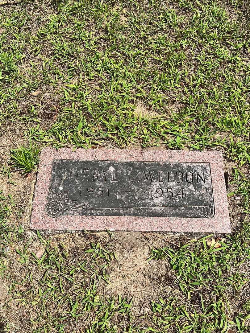 Cheryl L. Weldon's grave. Photo 1