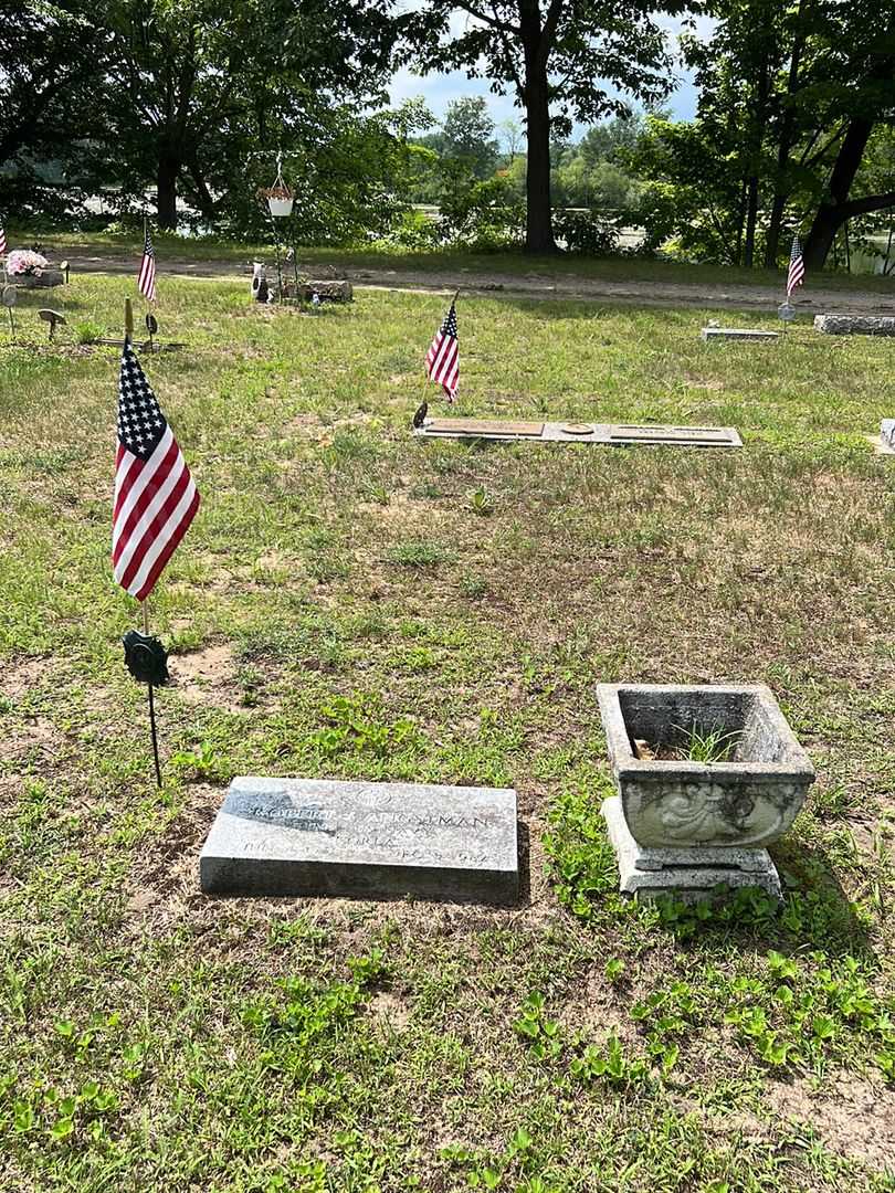 Robert S. Angstman's grave. Photo 2