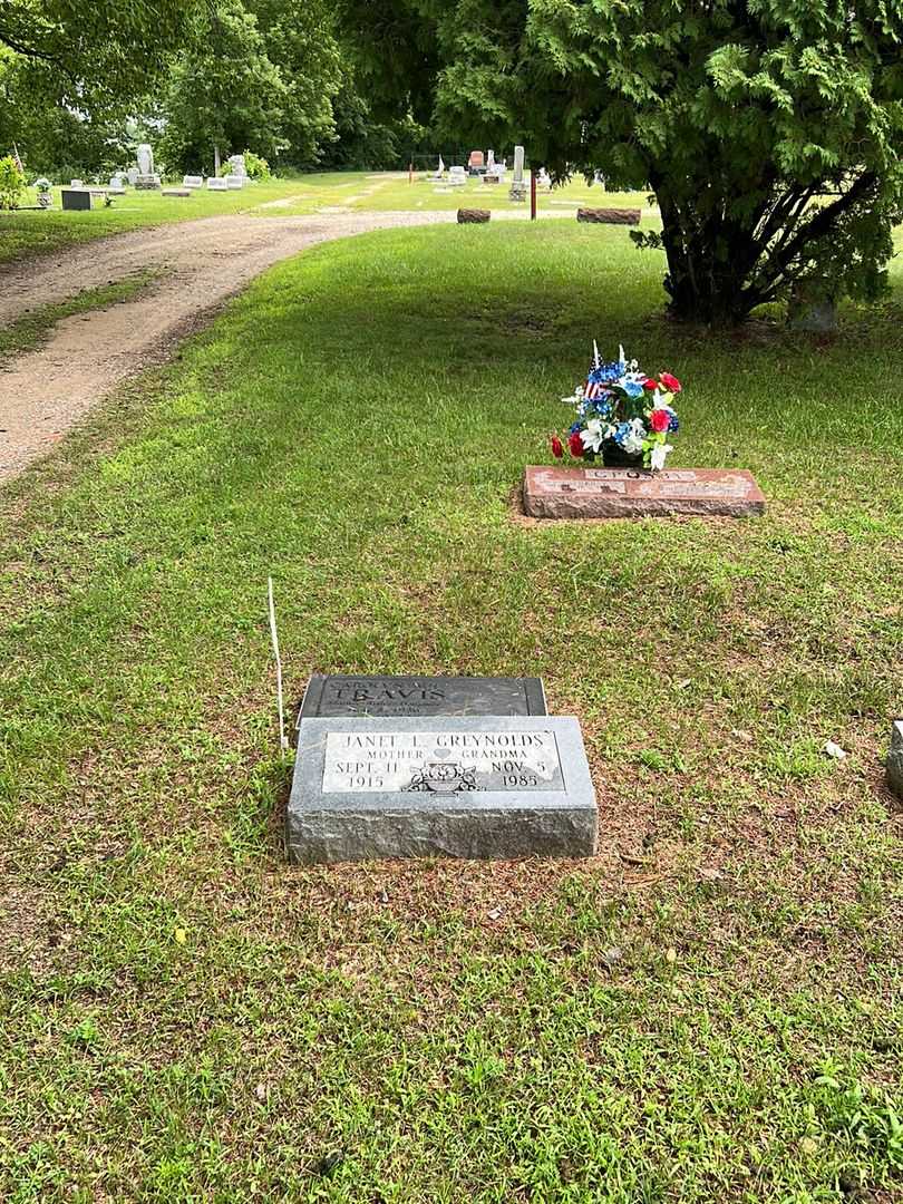 Carolyn "Sue" Travis's grave. Photo 3
