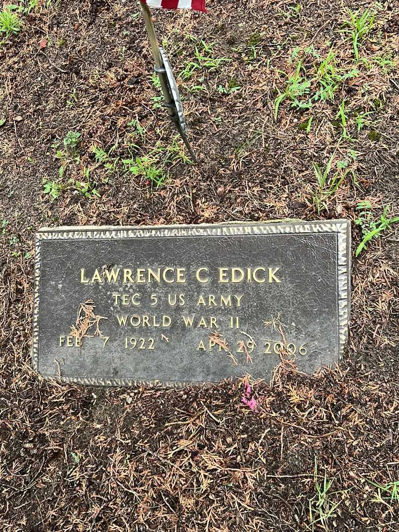 Lawrence C. Edick's grave. Photo 3